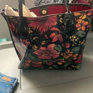 Patricia Nash tote